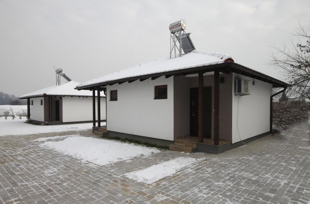 Konak Nestor Bungalows Skopje Exteriör bild